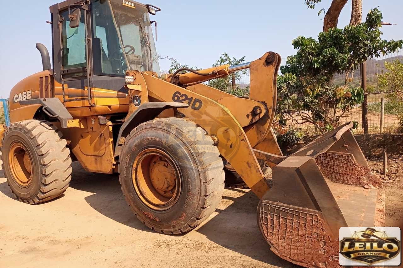 CASE 621D 2008