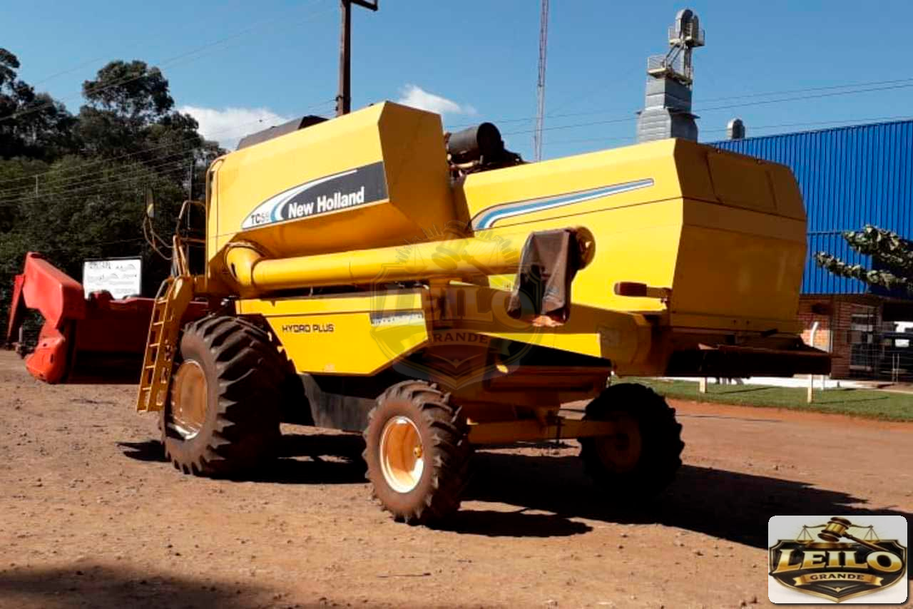 NEW HOLLAND TC59 2004  1